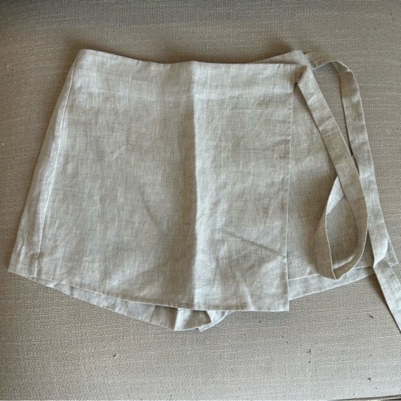 NEW Reformation Eva Linen Skort - Oatmeal - Picture 5 of 7